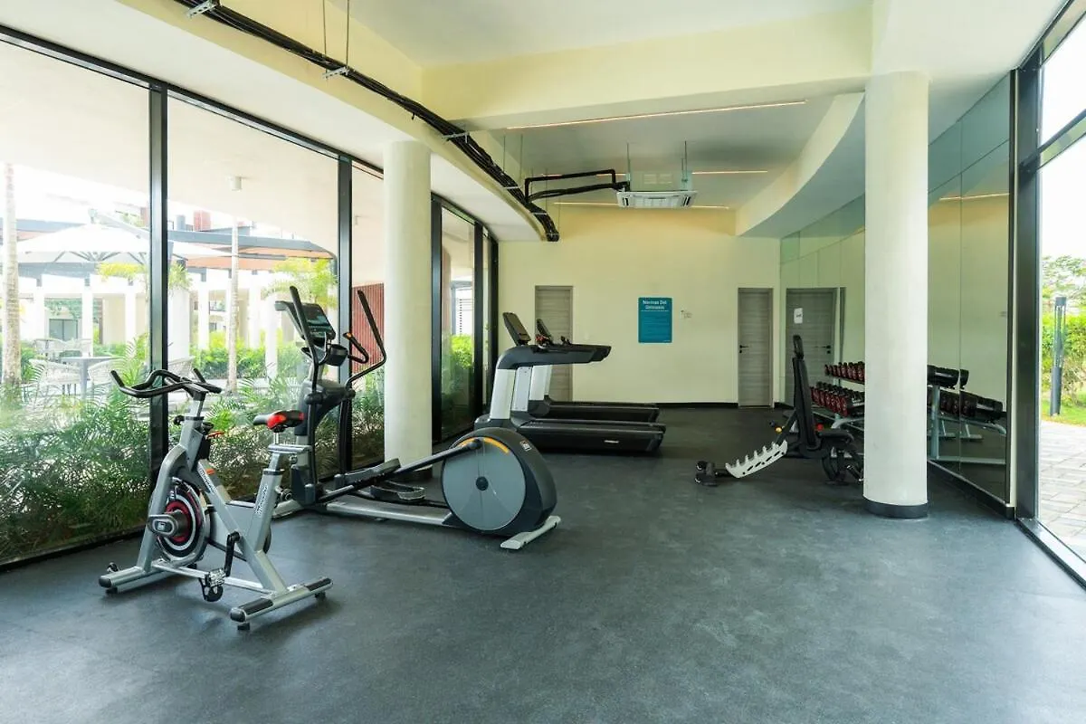Modern Apartment, On-Site Pool بونتا كانا شقة