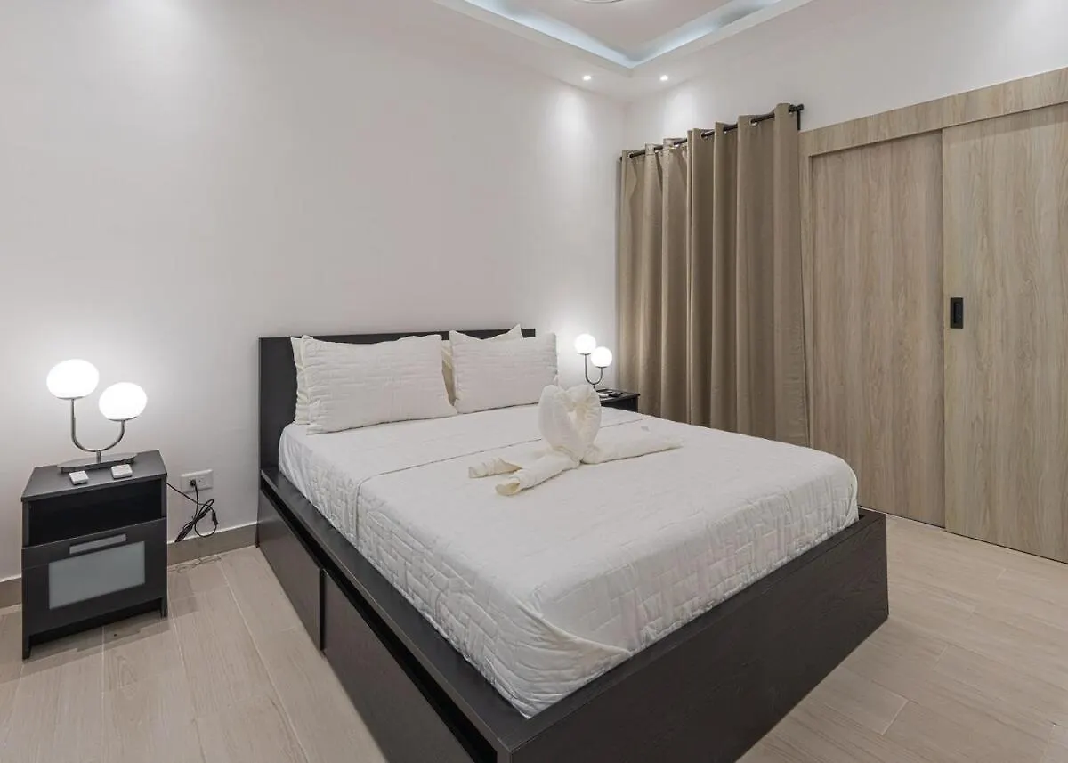 Modern Apartment, On-Site Pool بونتا كانا 0*,